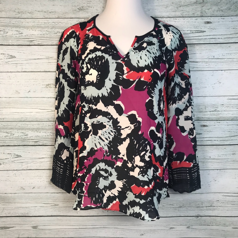 Nic + Zoe Semi sheer floral blouse.